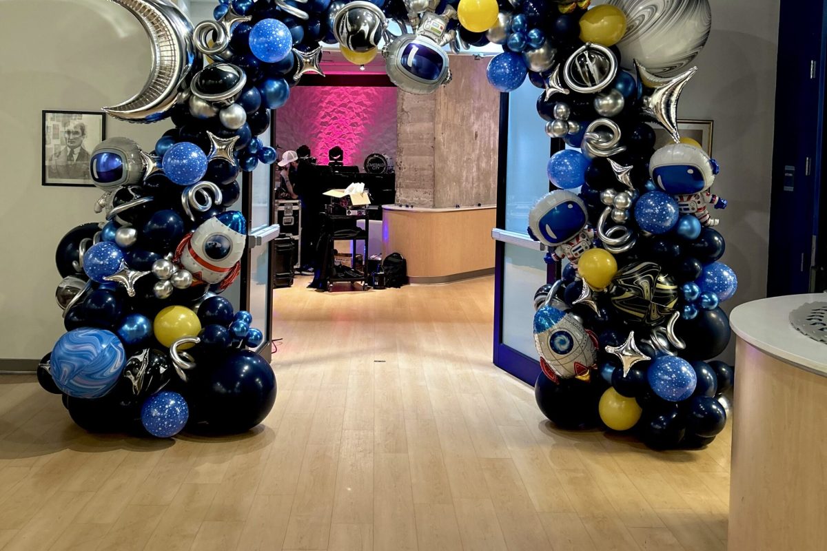 Special deliveries for special moments—because happiness floats! 🎉🎈