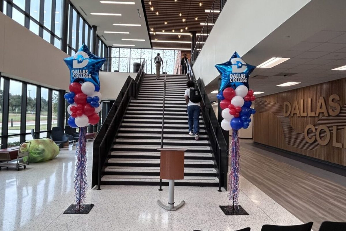 balloon tower-grand-opening